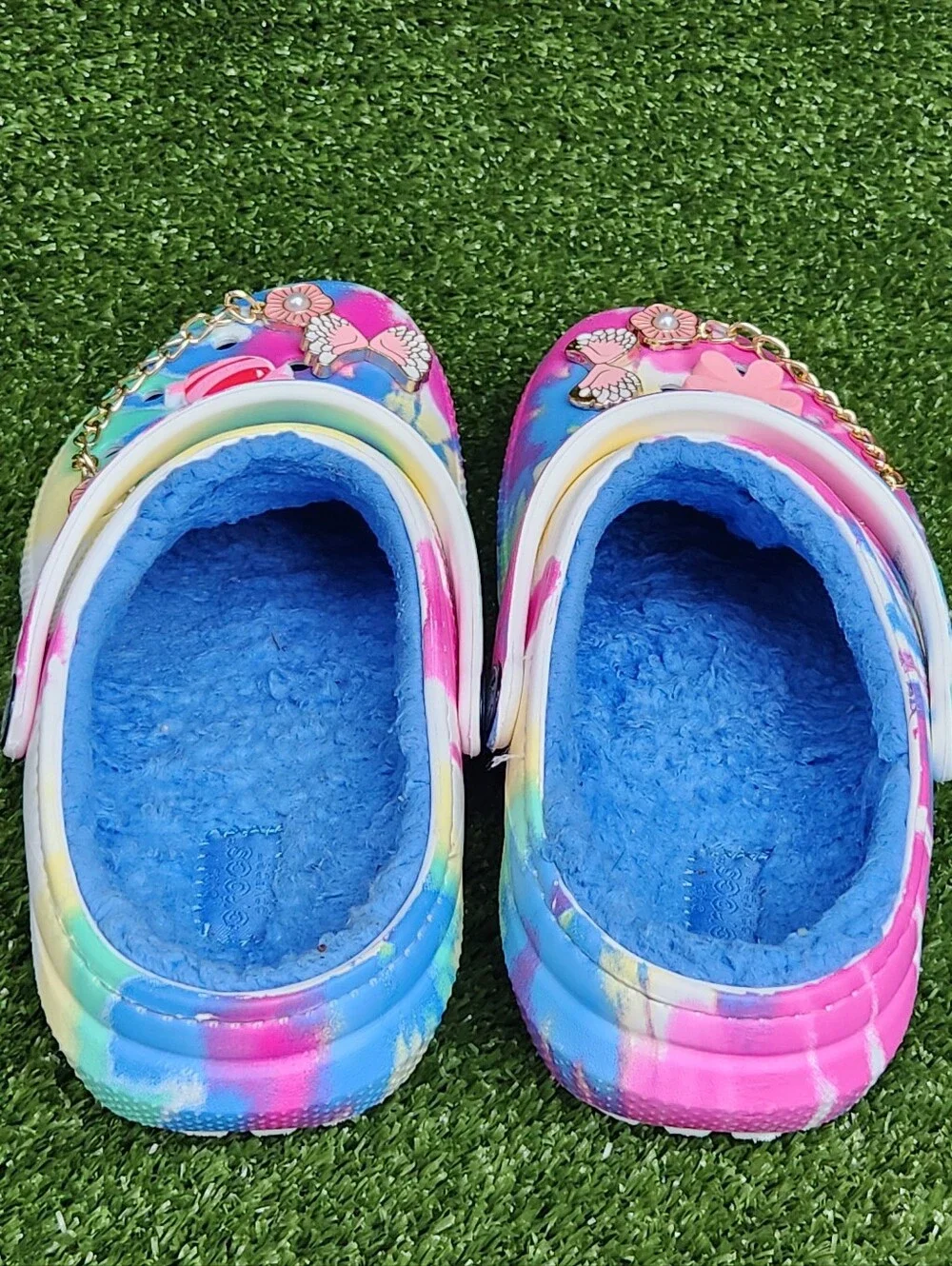 Crocs Big Girls Classic Lined Graphic Clogs Comfy With Jibbitzs Included Size J4